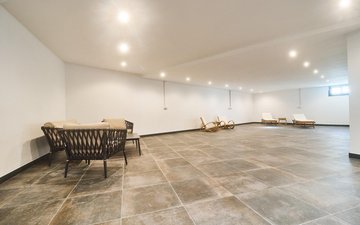 Property slide 70