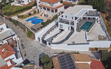 Property slide 88