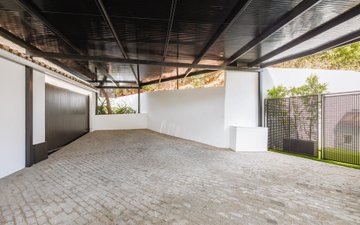 Property slide 71