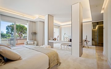 Property slide 19