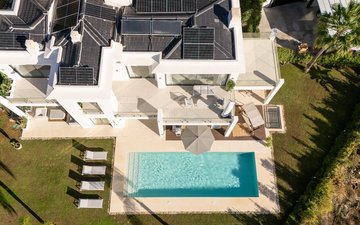 Property slide 80
