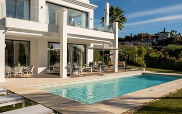 Property slide 85