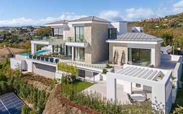 Property slide 17