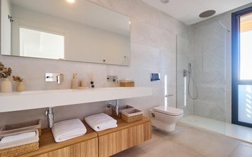 Property slide 63