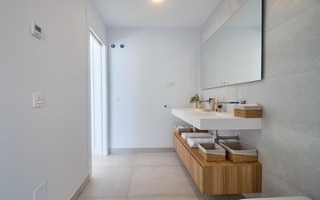 Property slide 65