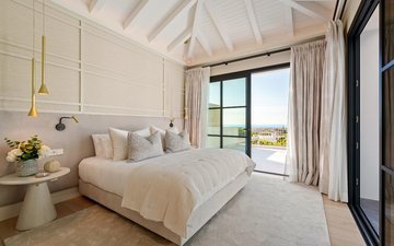 Property slide 18