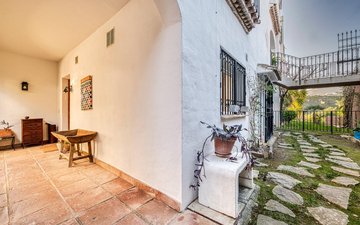 Property slide 24