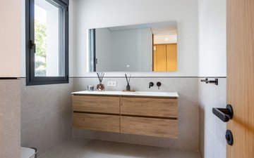 Property slide 57