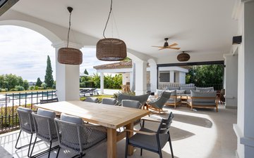 Property slide 61