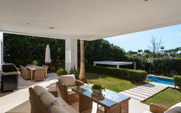 Property slide 10