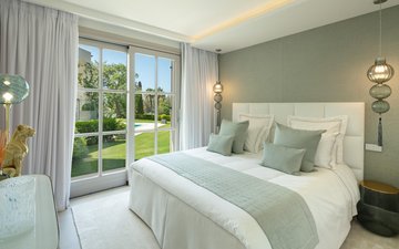 Property slide 16