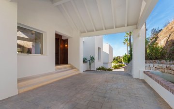 Property slide 42