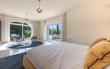 Property slide 25