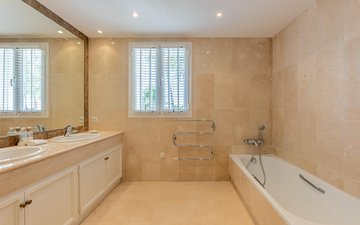 Property slide 39