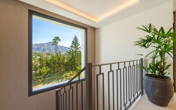 Property slide 17