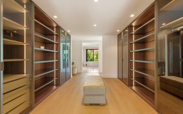 Property slide 31