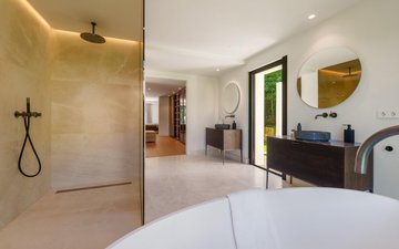 Property slide 37
