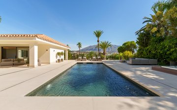 Property slide 44