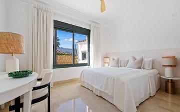 Property slide 31