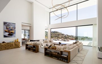 Property slide 18