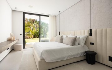 Property slide 40