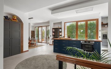 Property slide 22