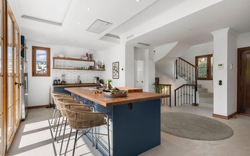 Property slide 24