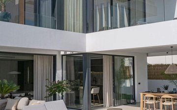 Property slide 74