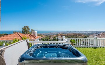 Property slide 40