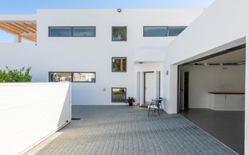 Property slide 48
