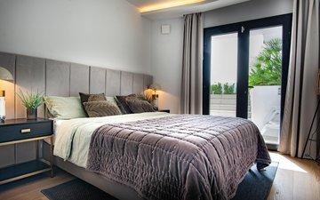 Property slide 22