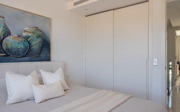Property slide 14