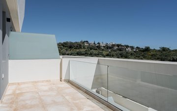 Property slide 25