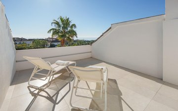 Property slide 52