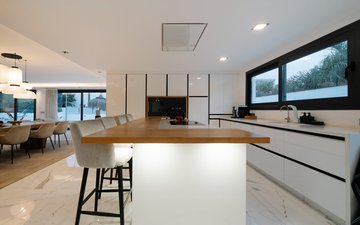 Property slide 14