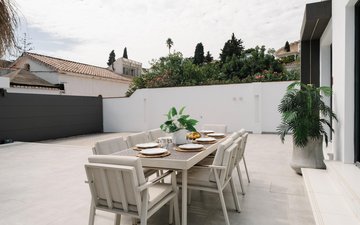Property slide 20