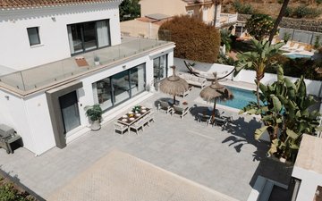 Property slide 67