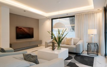 Property slide 8