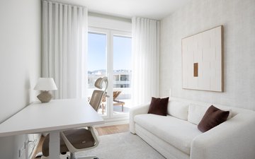 Property slide 32