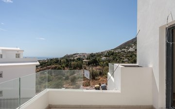 Property slide 14