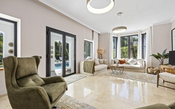 Property slide 10