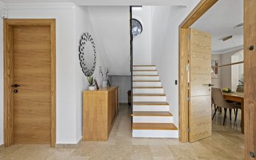 Property slide 17