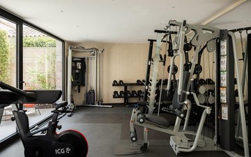 Property slide 60