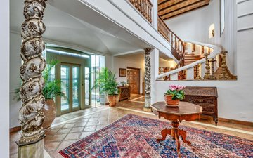 Property slide 18