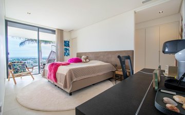 Property slide 51
