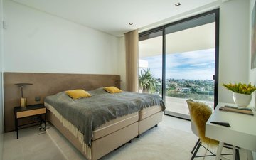 Property slide 66