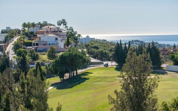 Property slide 80