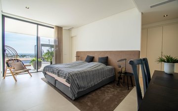 Property slide 94