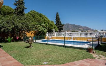 Property slide 20