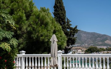 Property slide 43